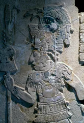 Flachrelief, das die Gefangennahme von Bolon Yoop durch Kan Bahlam II zeigt, aus Tempel XVII, Palenque, 695 n. Chr.